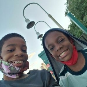 Meet your Posher, Ana